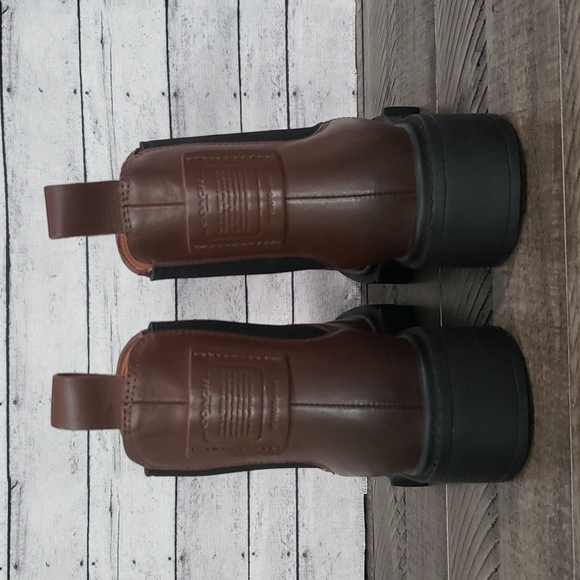 Coach-Lyden Pull On Chunky Lug Sole Bootie Walnut Size 5.5M - Picture 2 of 13